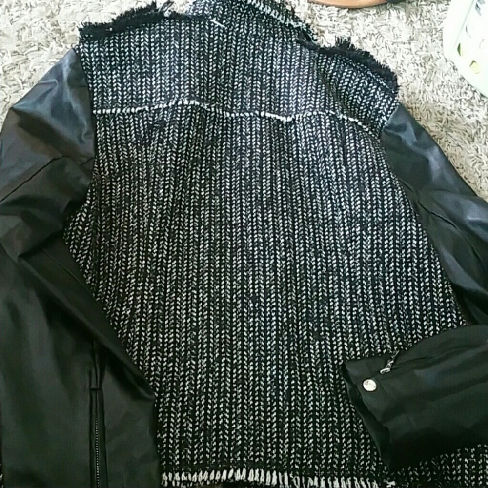 New - Picture 4 of 5